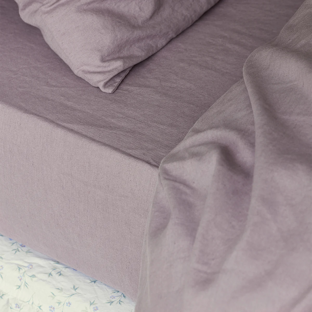 Elderberry Linen Blend Fitted Sheet | Piglet