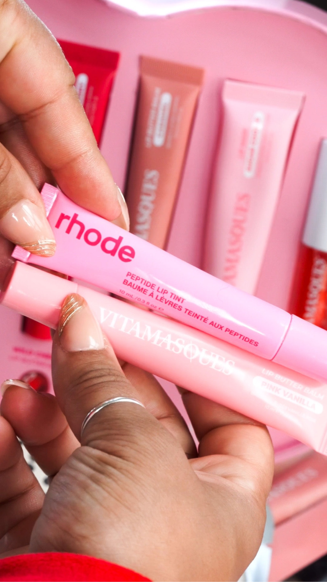 💄 Girlies, why are we paying $20+ for lip balms in 2025?! 👀 These @Vitamasques US Lip Butter Balms (available at @target ❤️) give you glossy hydration with peptides, ceramides, squalane + 8 types of hyaluronic acid ✨ Affordable and effective 💕 Which shade would you pick? 👇

#ad #Vitamasque #targetstyle #kbeauty #rhode 


#LTKFindsUnder50 #LTKBeauty #LTKStyleTip