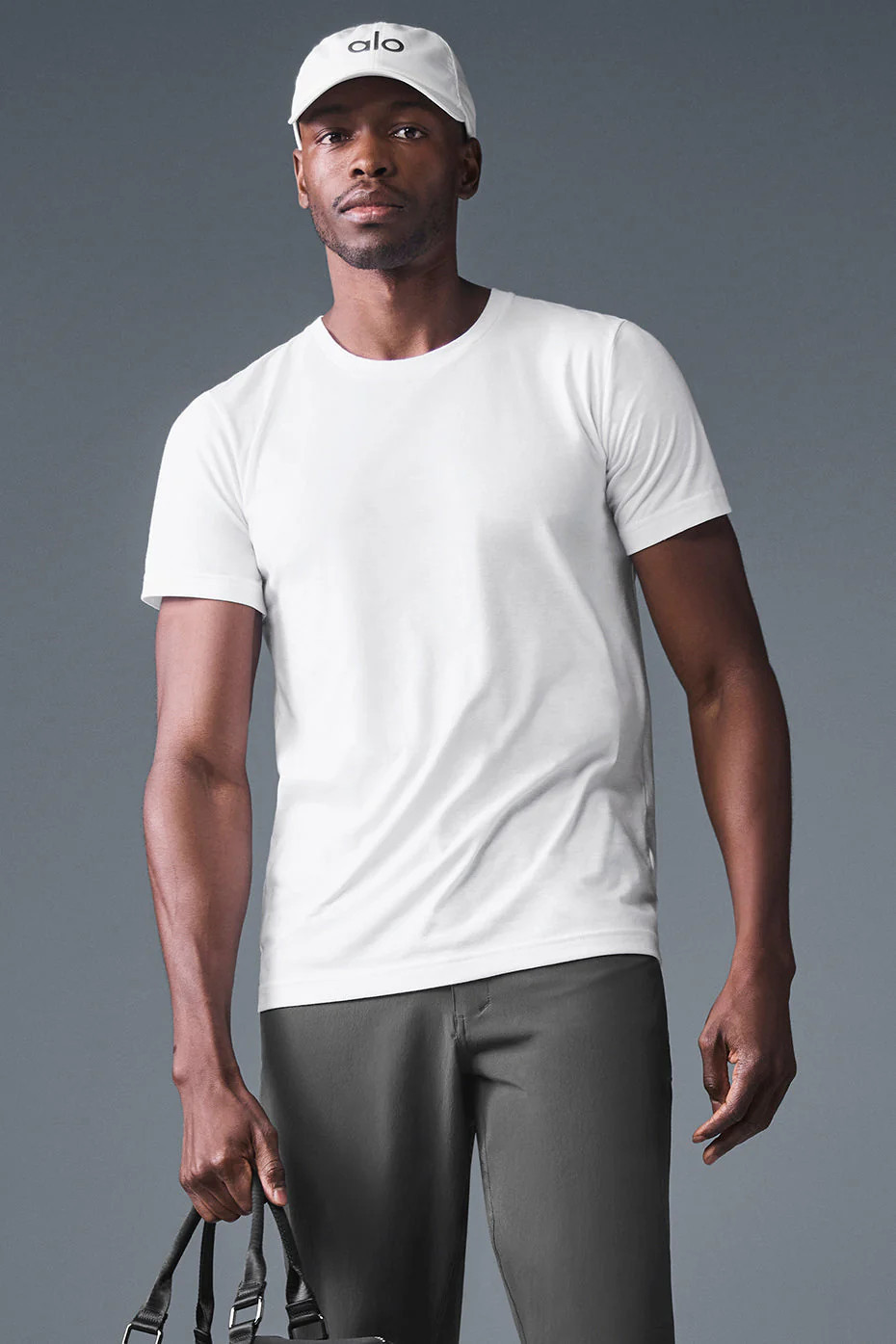 ALO | Triumph T-Shirt in White, Size: XL | Alo Yoga