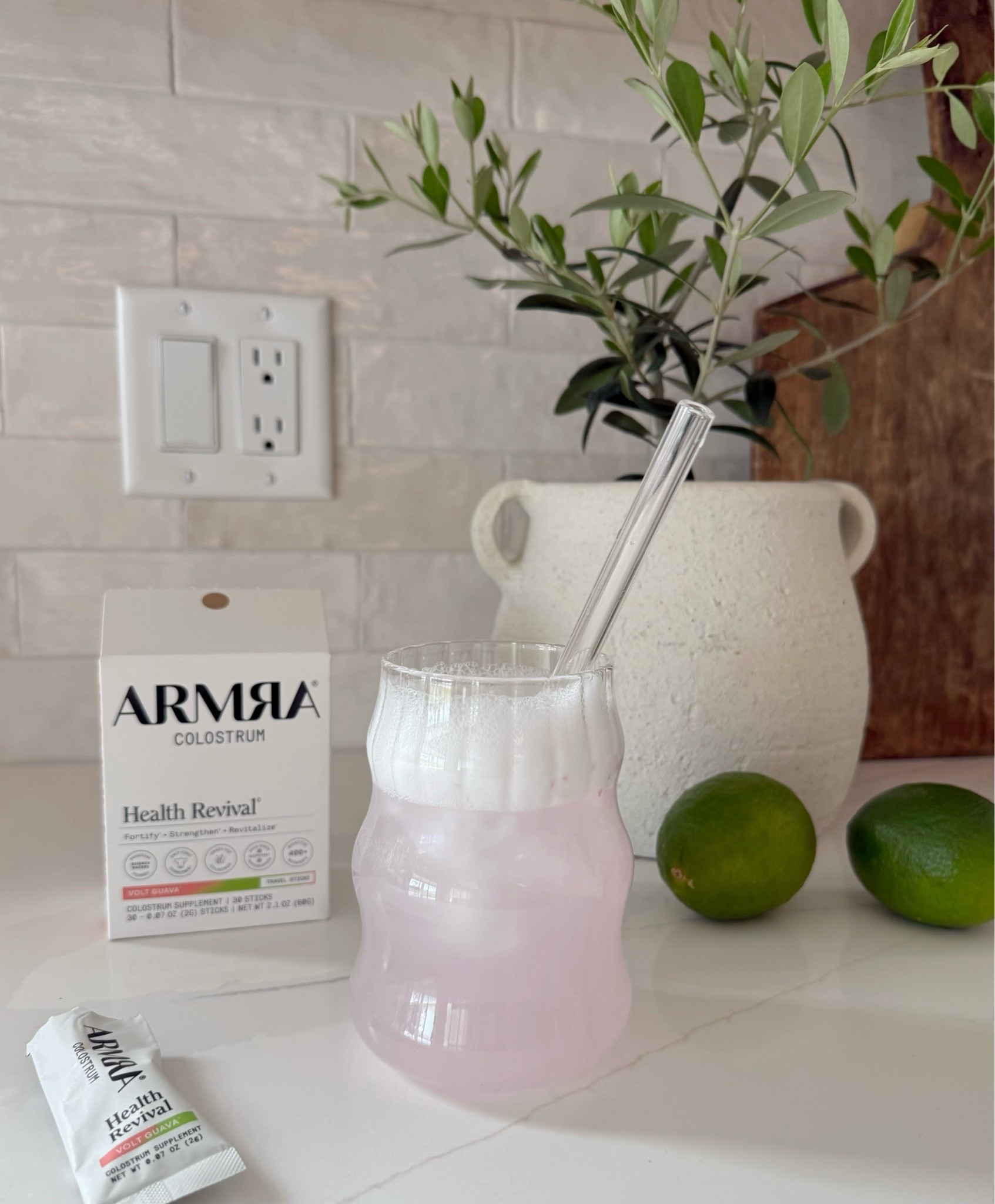 This flavor is soooo good!!! Perfect Summer drink! 💗☀️



#voltguava #armra #summerdrink #dailyroutine #armracolostrum

#LTKfoodie #LTKmomlife #LTKmorningroutine
