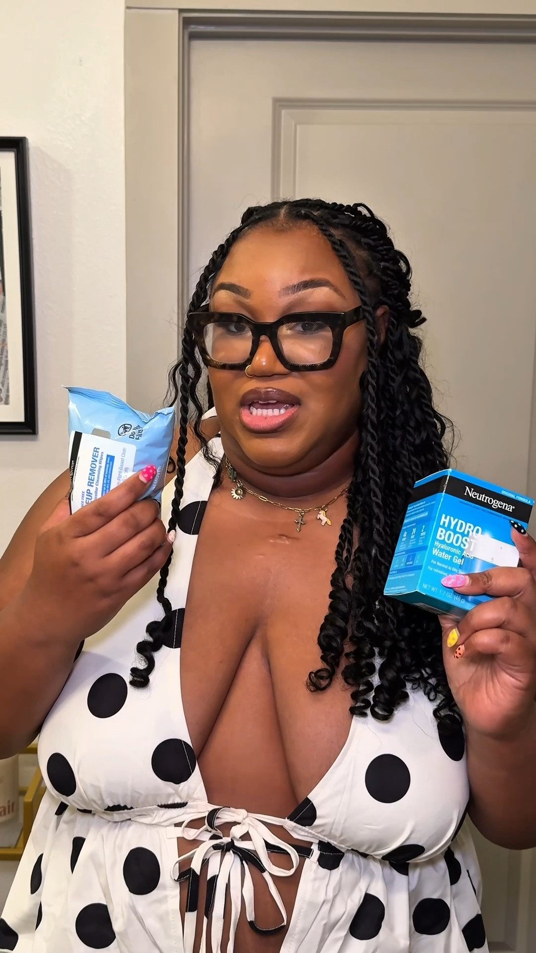 #AD For those long days, sometimes we just need an easy two-step skincare routine, and the @neutrogena Makeup Remover Wipes (Fragrance-Free) and Hydro Boost Water Gel were just what I needed after a long filming day. #beautytoascience #ad
