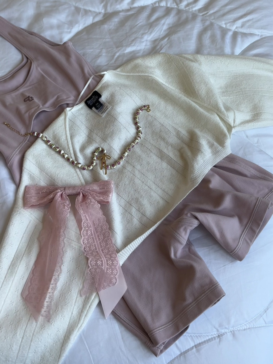 coquette girly 🎀🩷

#LTKActive #LTKU #LTKstyletip