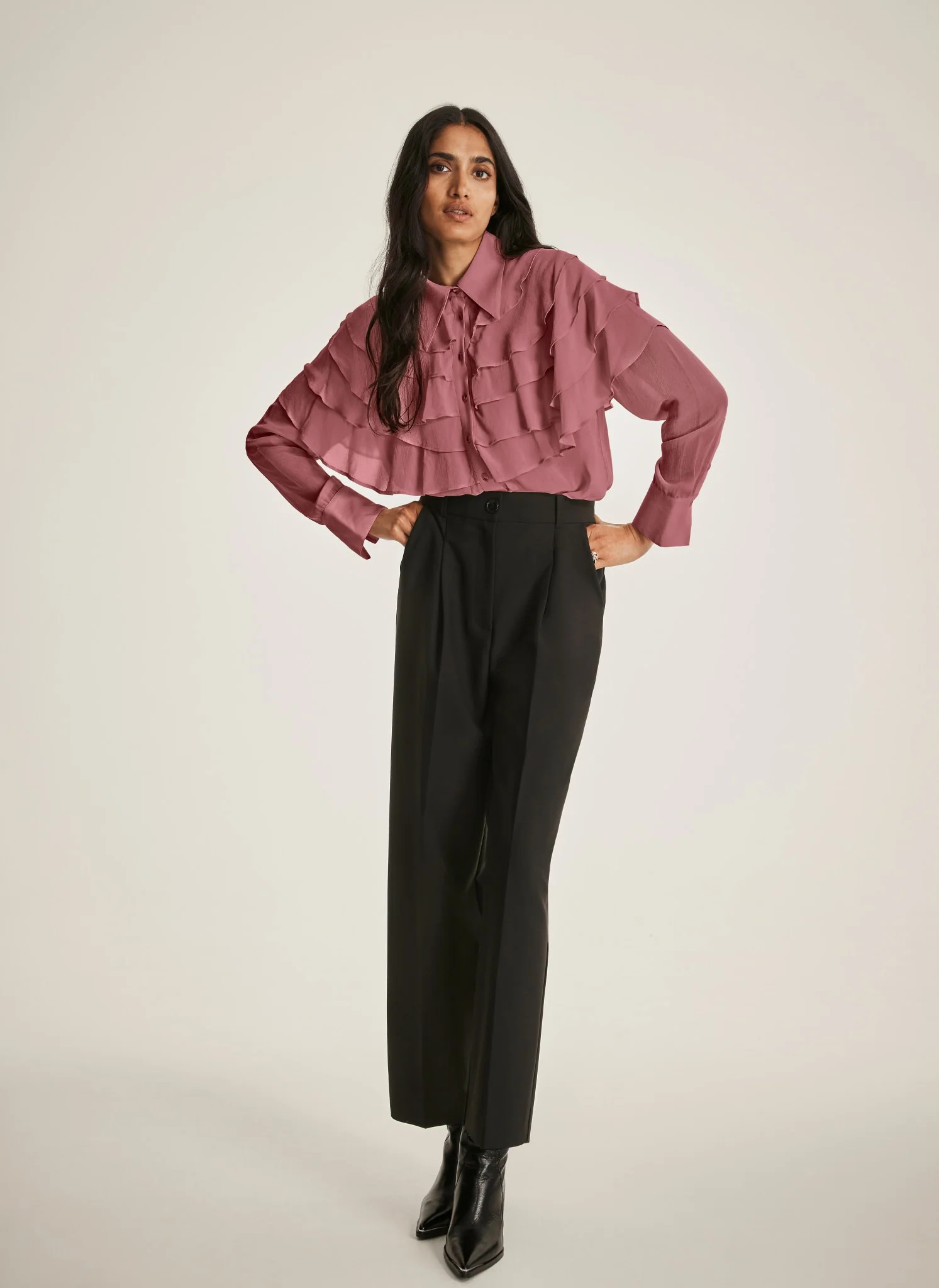 Black Tailored Tapered Trousers | Mint Velvet