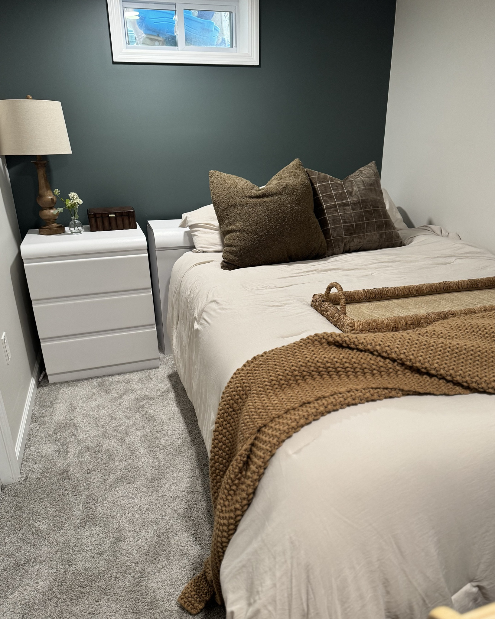 Sharing this affordable, Amazon comforter, which people have said they’ve doubled up for extra fluff! Also sharing two different accent pillows I have, which are obviously different but both super good! I prefer the patterned one, it’s taupe grey! 

#amazonhome #amazondecor #amazonfinds

#LTKmomlife #LTKSaleAlert #LTKHome