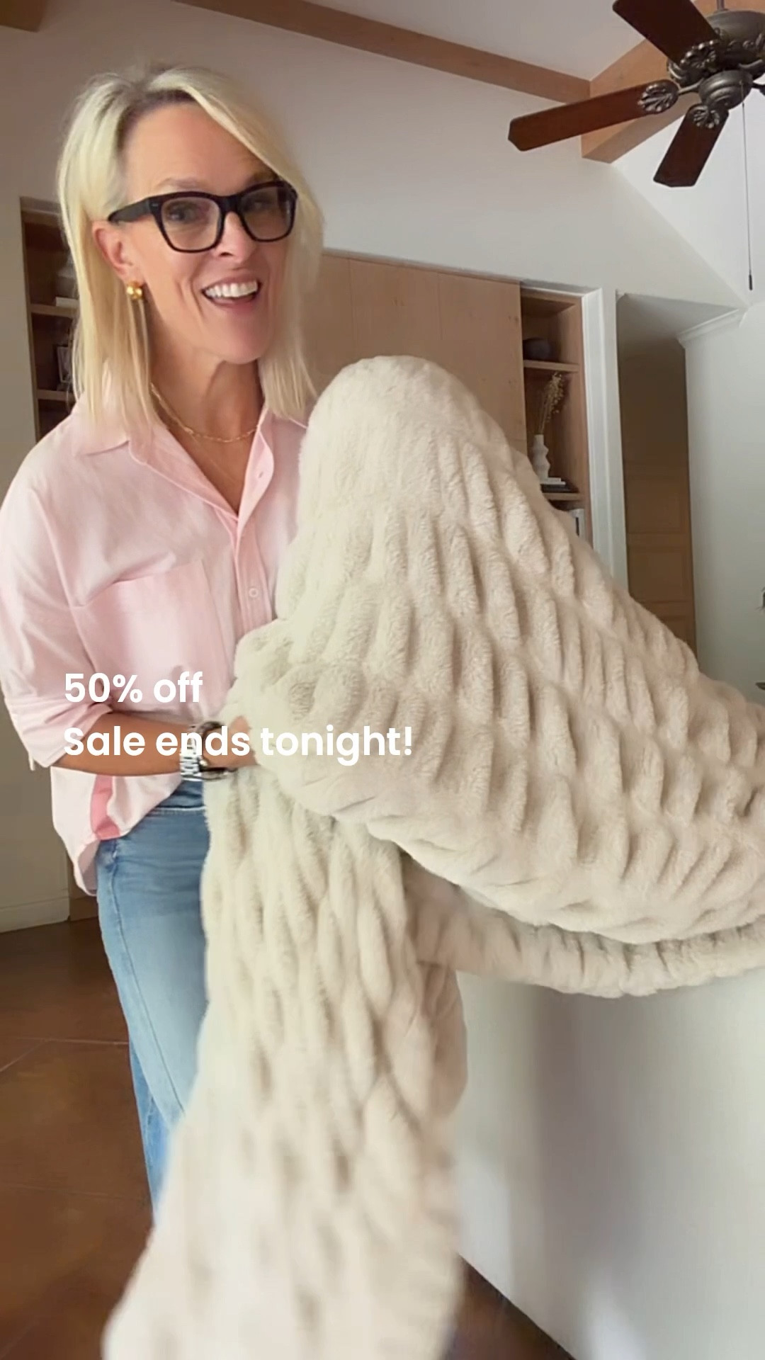 Sale ends tonight at midnight
Use code CINDY50
150% off the best blanket ever!

GREAT Mother’s Day gift
GREAT graduation gift 

I get the large typically ￼

#LTKHome #LTKdayinmylife #LTKMothersDay