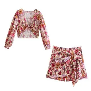 V-Neck Twisted Floral Print Blouse / Mini A-Line Skort | YesStyle Global
