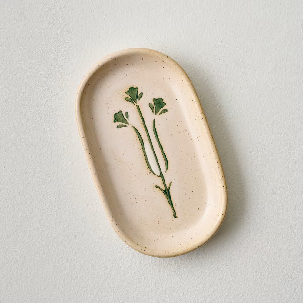 Tulip Debossed Spoon Rest | Magnolia