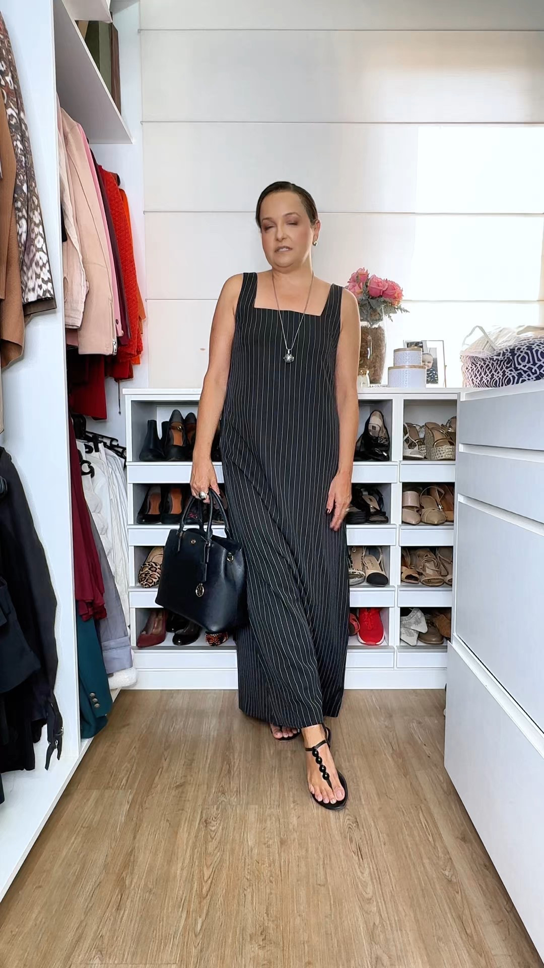 Look de preguiçoso conhece? Não? Então assiste o vídeo até o fim 😊.

#letslinharesstyle #hojevouassim 

#LTKdicadeestilo #LTKbrasil #LTKestilo50+