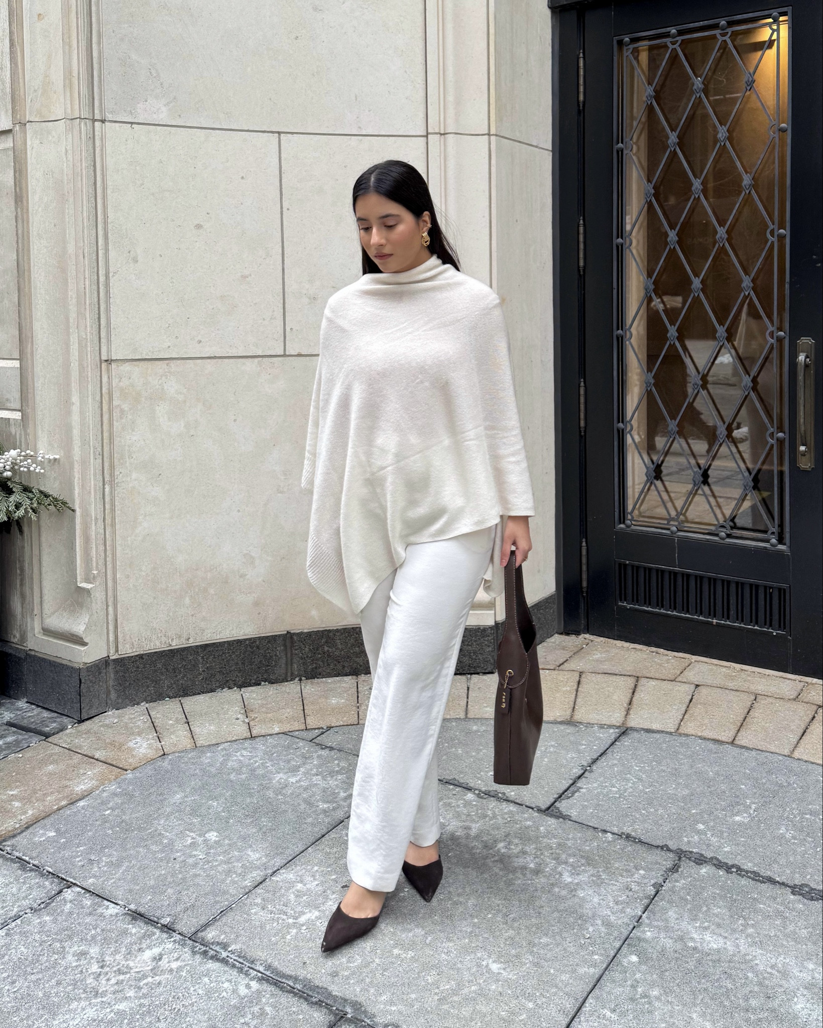 poncho dinner ootn 

#LTKcanada #LTKFashionMonth #LTKdatenight