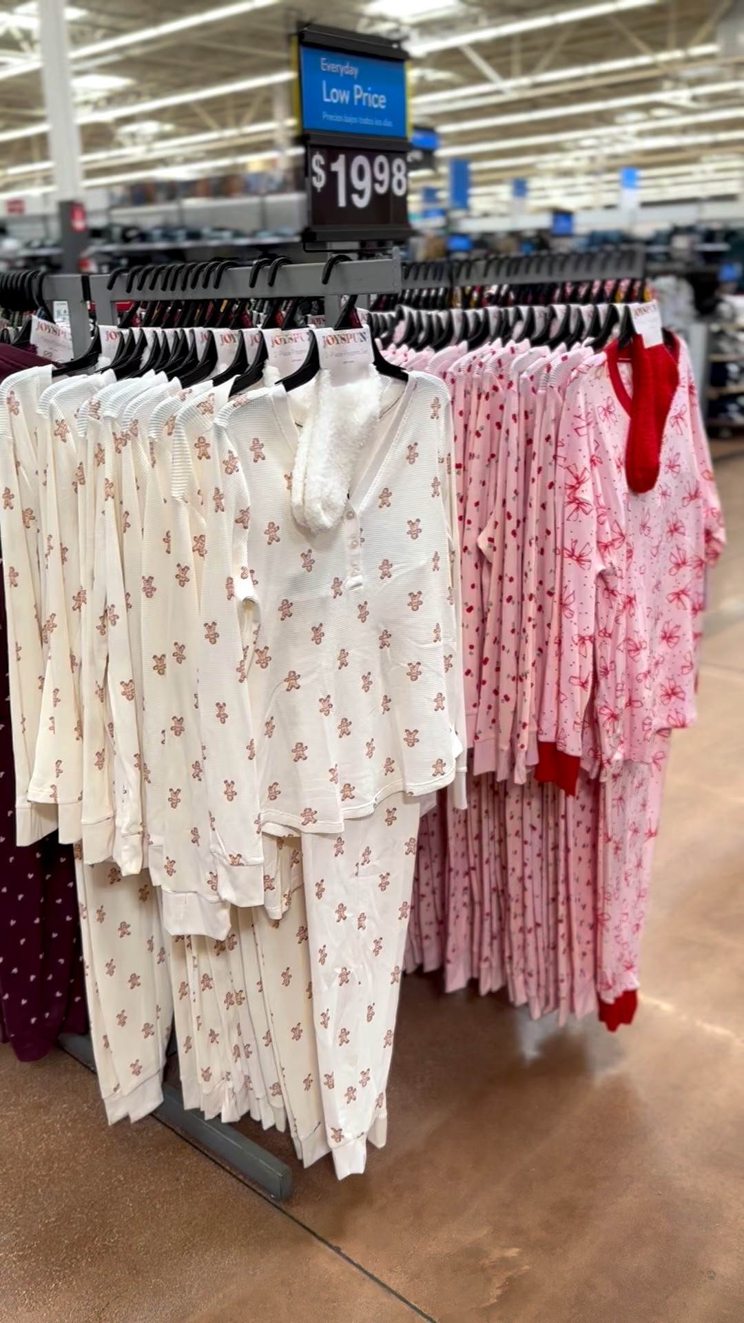 #pj #walmart #holiday #christmas 

#LTKHoliday #LTKGiftGuide #LTKgrwm