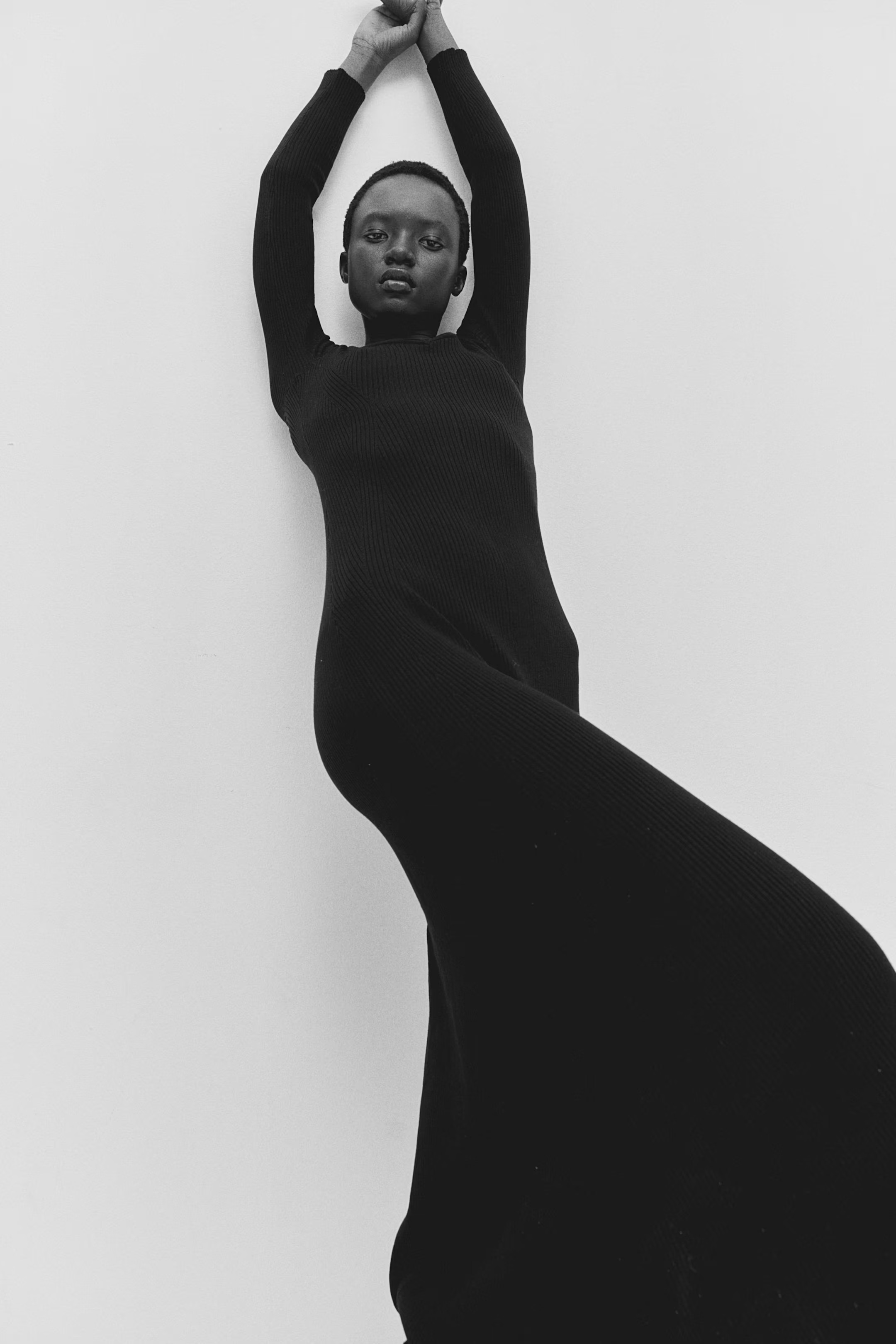 Rib-knit off-the-shoulder dress | H&M (UK, MY, IN, SG, PH, TW, HK)