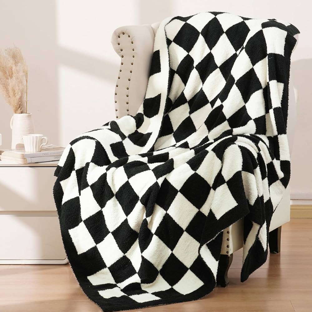 PHF Checkered Twin Blanket for Couch, Soft Knit Fluffy Checkerboard Fleece Blanket, Cozy Lightwei... | Amazon (CA)