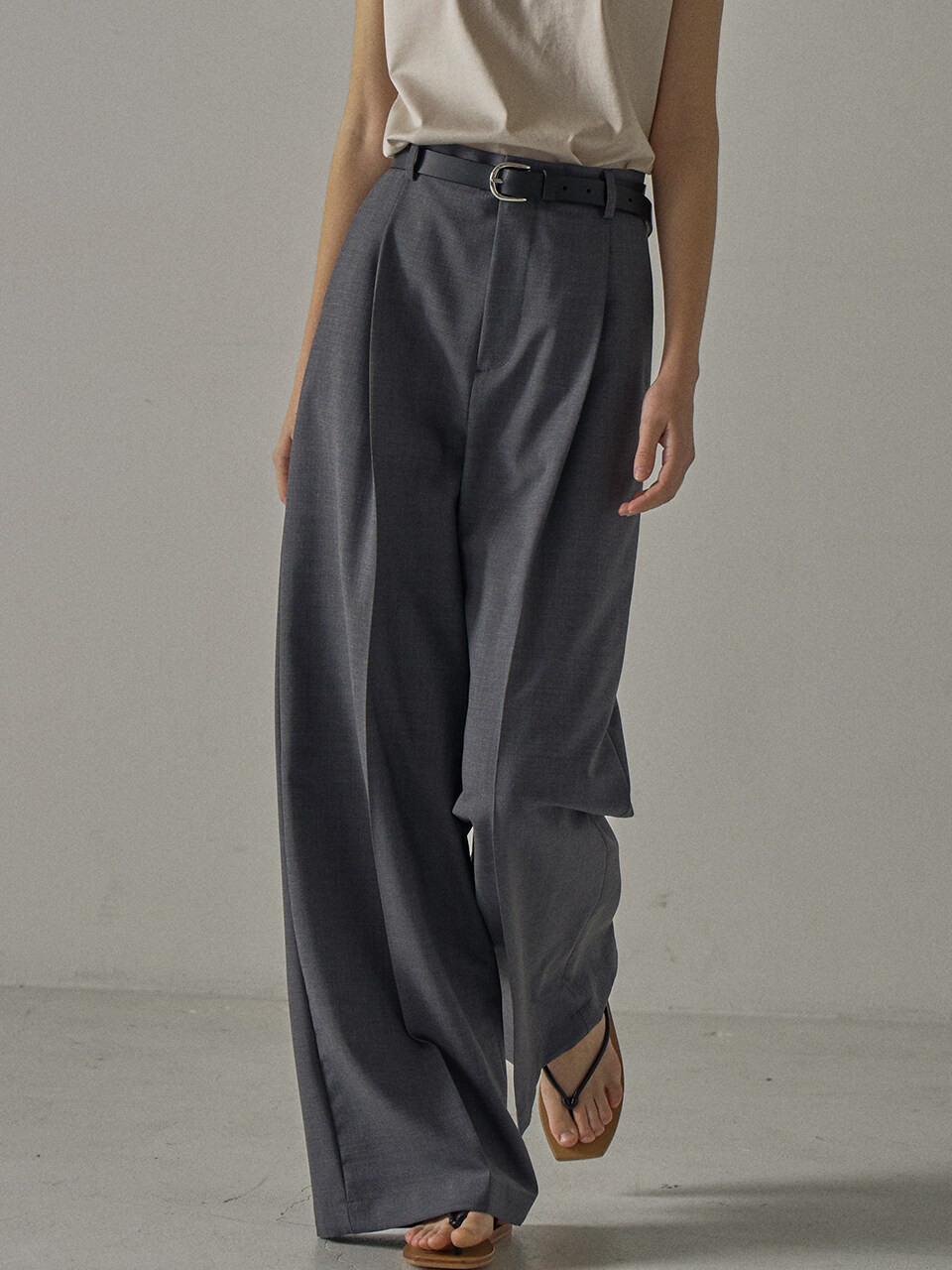Summer Wool Wide Pants (Charcoal) | W Concept (US)