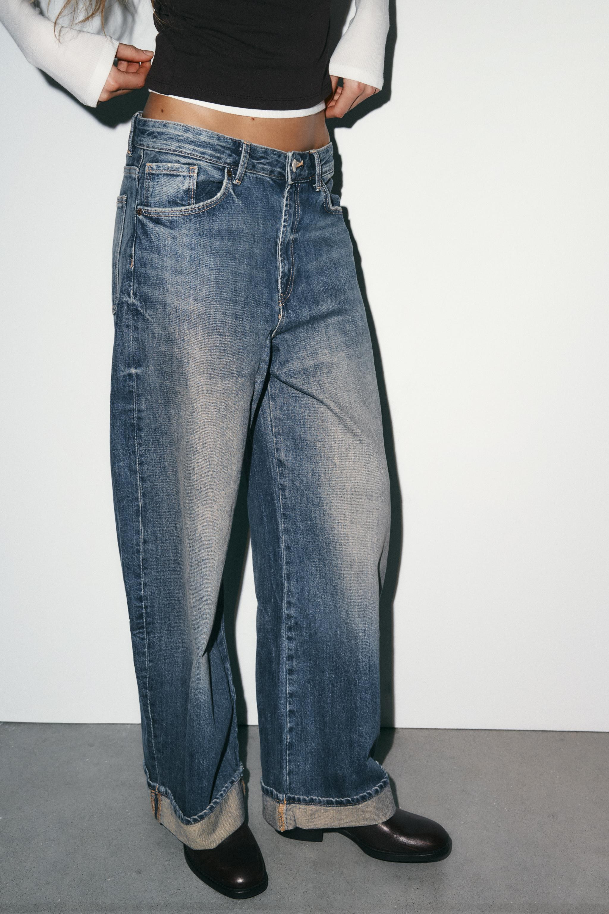 TRF BAGGY FOLDED MID-RISE JEANS | Zara US