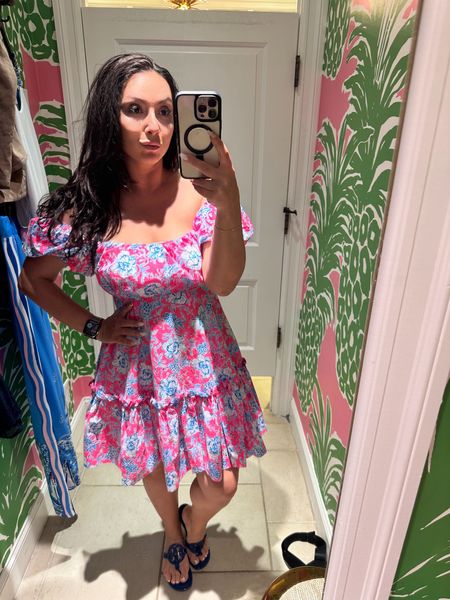 Everything from shape to print of this dress is perfect for summer! Of course you don’t have to wear it off shoulder but that looks so much more feminine! Lily pulitzer coming though again with new amazing collection drop! 

#LTKMidsize #LTKStyleTip #LTKParties