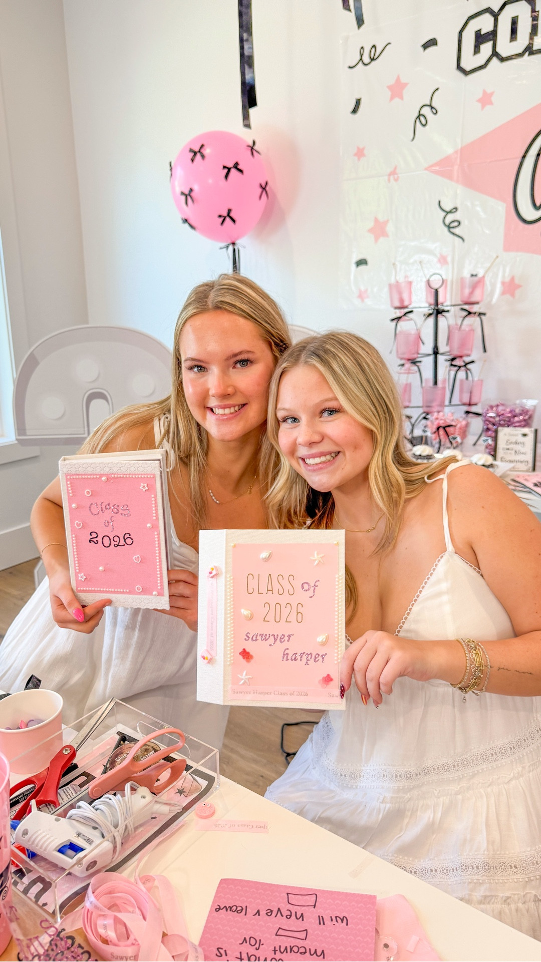 the grad party activity that had every girl completely hooked — this is what senior year deserves 🖤🎓
book-themed memory boxes for Sawyer's 2026 graduation party — each girl decorated and personalised her own to keep her senior year memories in. stickers, stamps, charms, ribbon — every single one completely unique.
save this 🔖 full party details at fernandmaple.com
#gradparty #2026grad #seniorYear #graduationparty #craftparty

#LTKSeasonal #LTKmomlife #LTKKids
