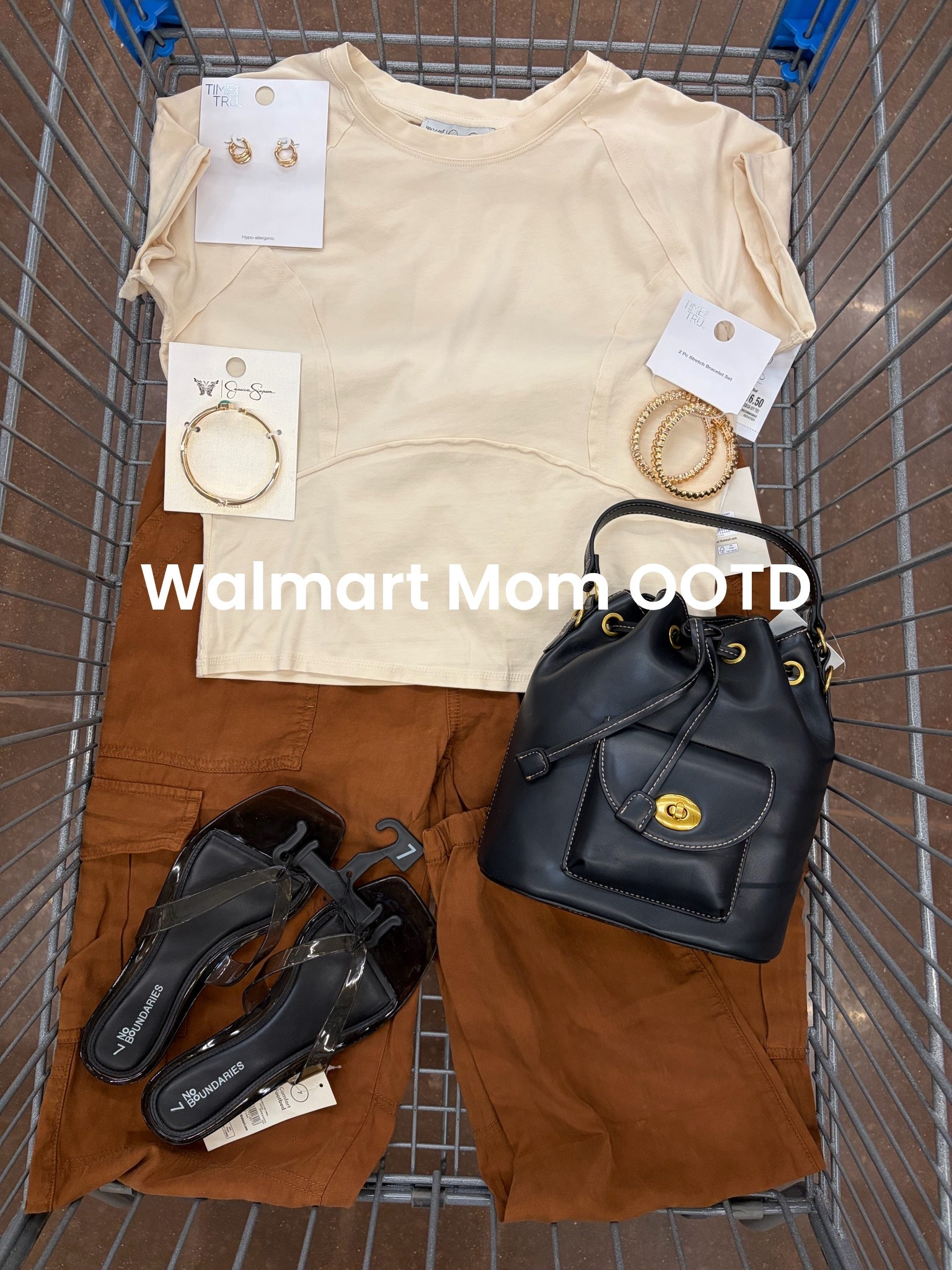 Walmart mom ootd

#LTKgrwm #LTKmomlife #LTKootd