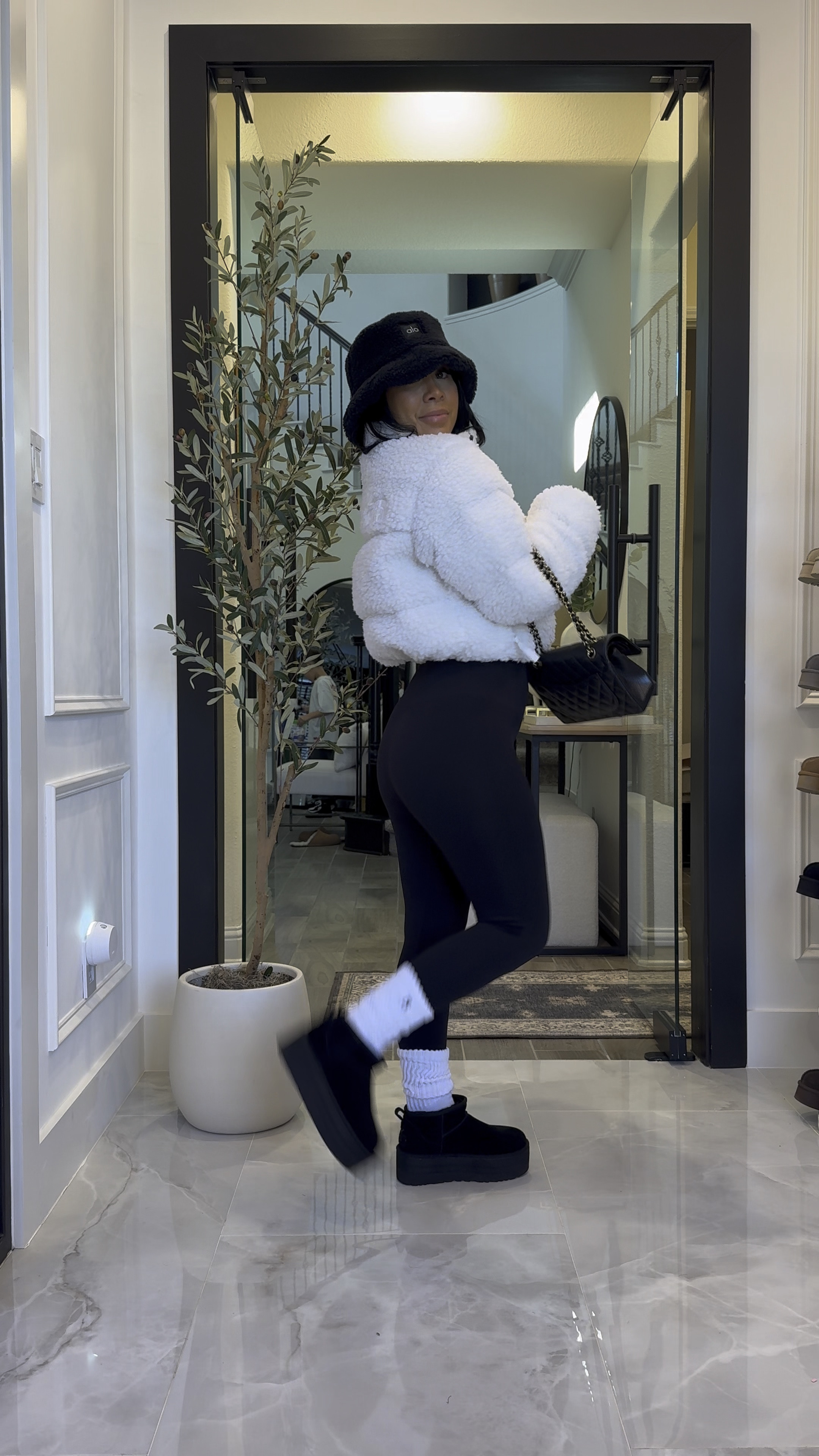 Best leggings from Amazon styled for winter🥰 
 
Comment “shop” to get sent directly to your DM🫶🏼 Link will also be saved in my “January links” highlights🎀

#casualoutfit #liketoknowit #ltkunder50 #cozy #cozyoutfit #cozyvibes #outfitinspiration #whattowear #outfitinspo #fashioninspiration #fashionstyle #simpleoutfit #gdwm #cozy #winter #winterfashion #leggings #amazonfashion #amazon 

Leggings 
Amazon winter fashion
Winter style 
Mom 
Mom outfit 
Mom fashion 

#LTKSaleAlert #LTKFindsUnder50 #LTKFitness