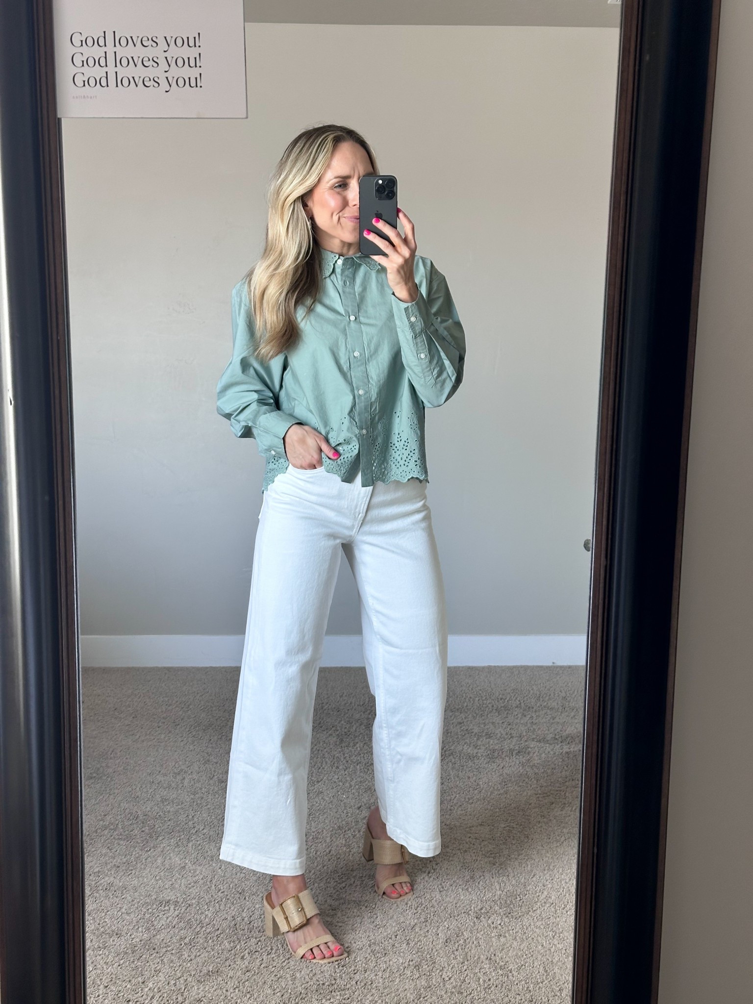 The BEST white jean out there! Perfect for all of your spring outfits, not see through and great quality.  True to size. 

#LTKWatchNow #LTKSeasonal #LTKSpringSale