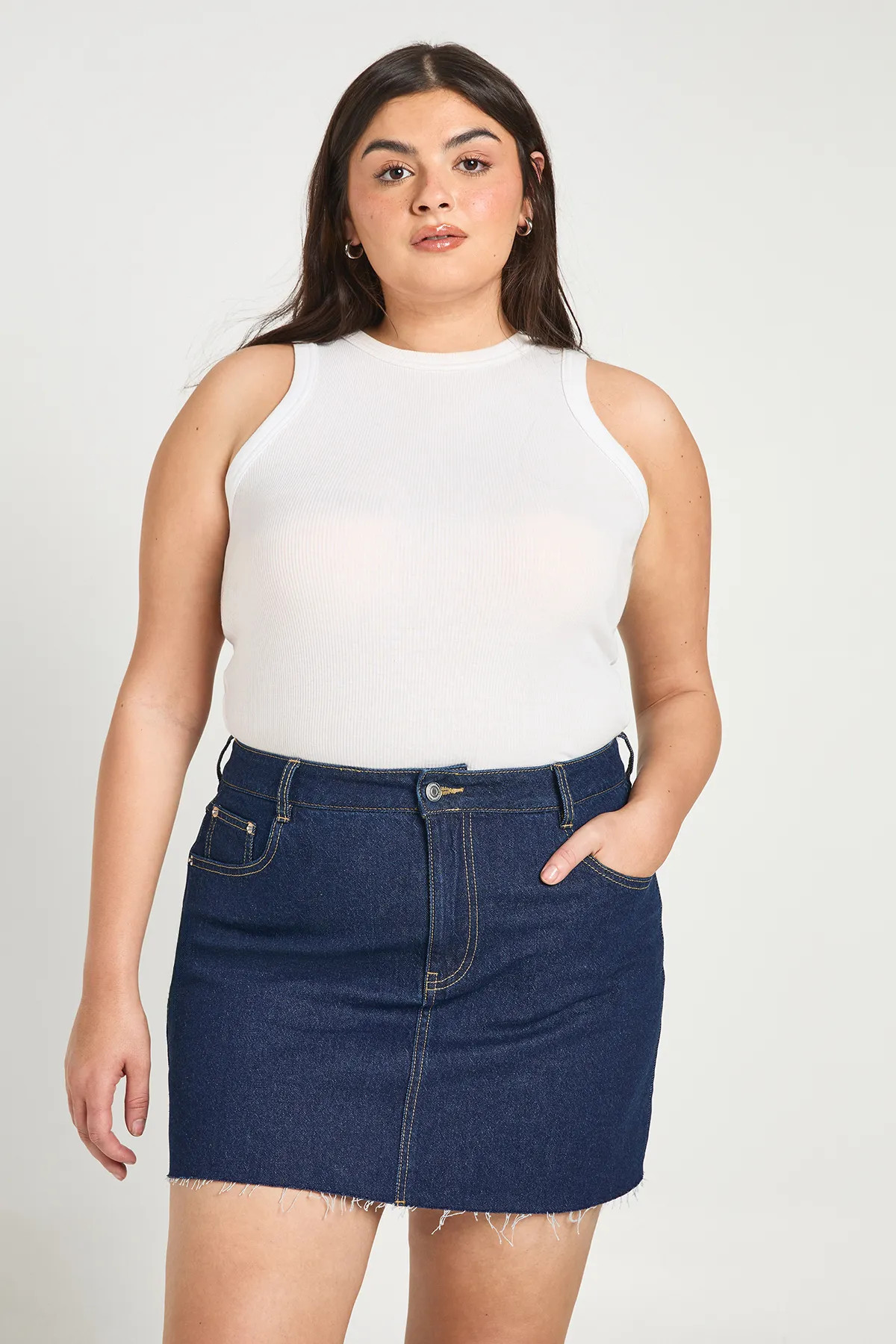 boohoo Women's Plus Denim Mini Skirt in Indigo | Size: 18 | Boohoo.com (UK & IE)