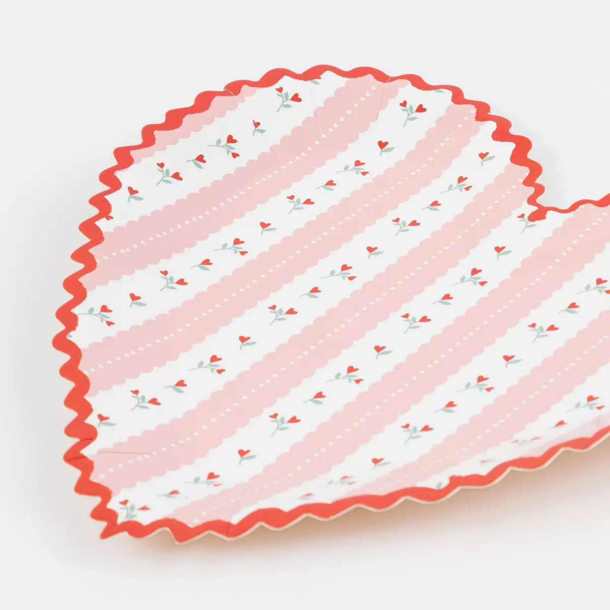 Meri Meri Vintage Rose Heart Plates (Pack of 8) | Target