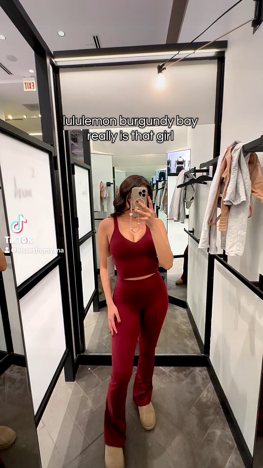 the cutest burgundy workout set ♥️

#LTKActive #LTKfitnessgoals #LTKootd