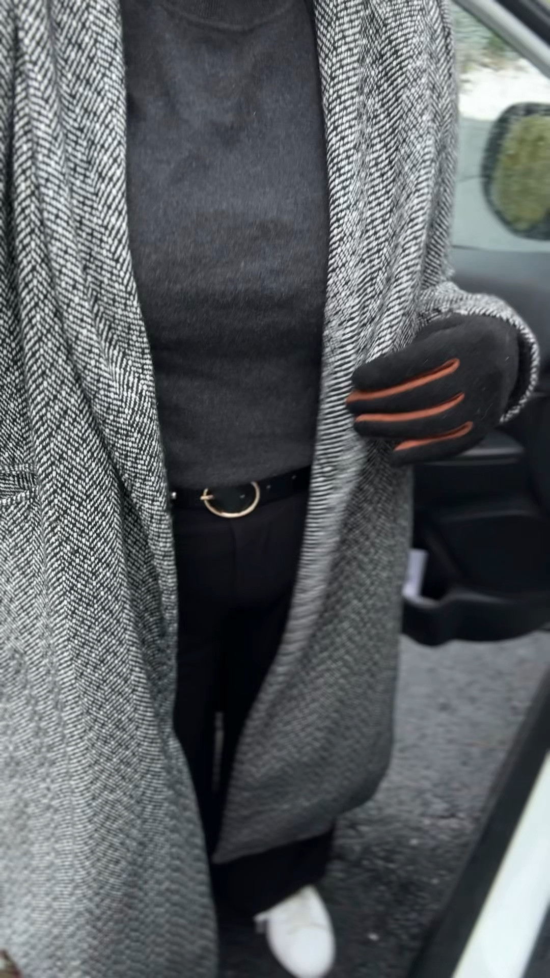 Black & grey winter outfit 🫶🏼

#LTKStyleTip #LTKSeasonal #LTKWatchNow