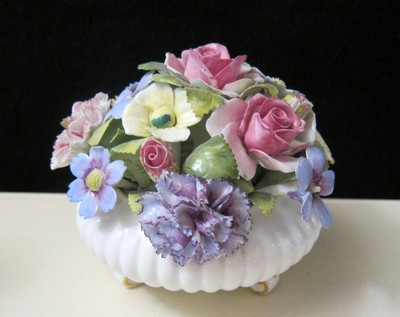 VINTAGE ADDERLEY BONE CHINA VASE WITH CARNATION ROSE FLOWERS MADE IN ENGLAND | eBay US