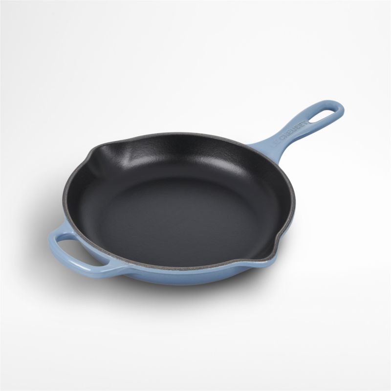 Le Creuset Signature Chambray 9" Skillet + Reviews | Crate & Barrel | Crate & Barrel