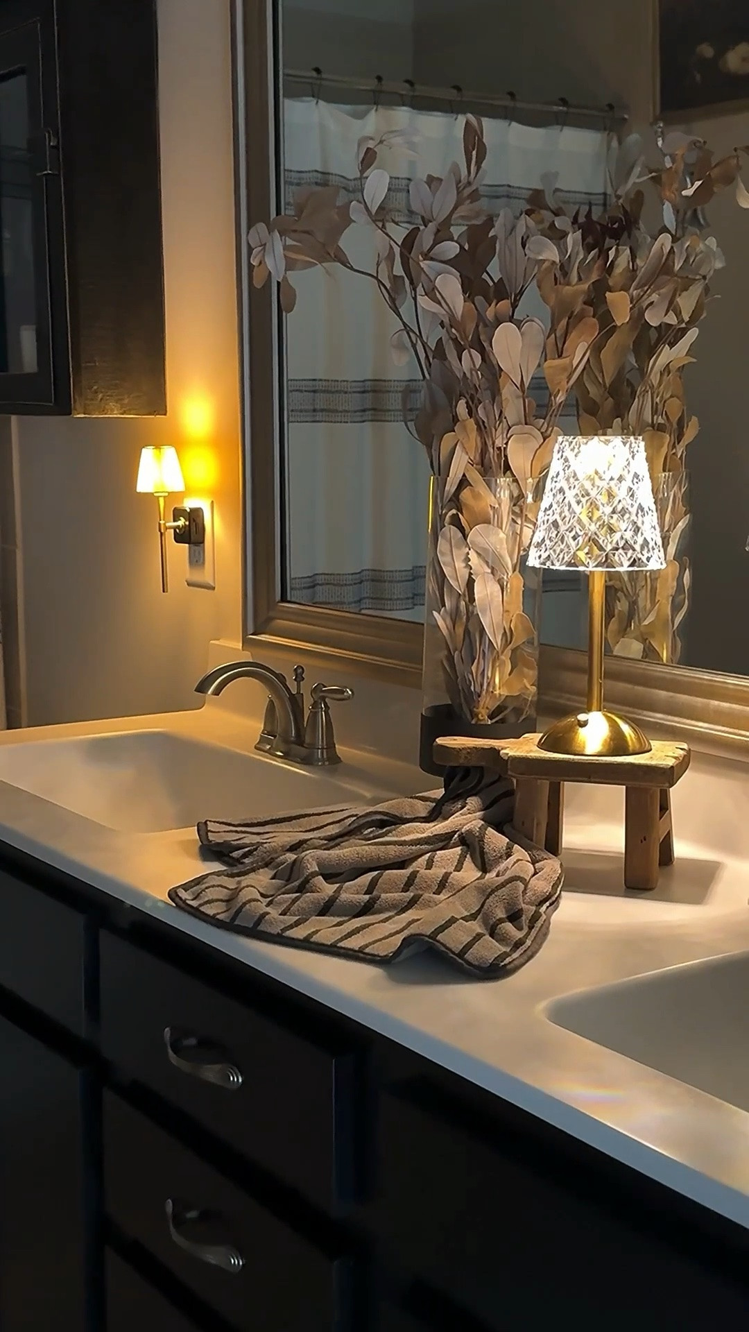Cutest nightlight I’ve ever seen!!
This vintage sconce nightlight was the perfect addition to my guest bath. It automatically turns on in dark and off in light conditions.

Nightlight, rechargeable crystal light, wood pedestal, stems, black medicine cabinet

#LTKHome #LTKstorytime #LTKSeasonal
