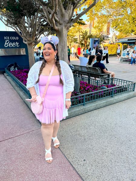 Another Disney outfit for my plus size gals! This is also perfect for a travel day if you skip the Disney ears! 🥰

#LTKstyletip #LTKtravel #LTKplussize