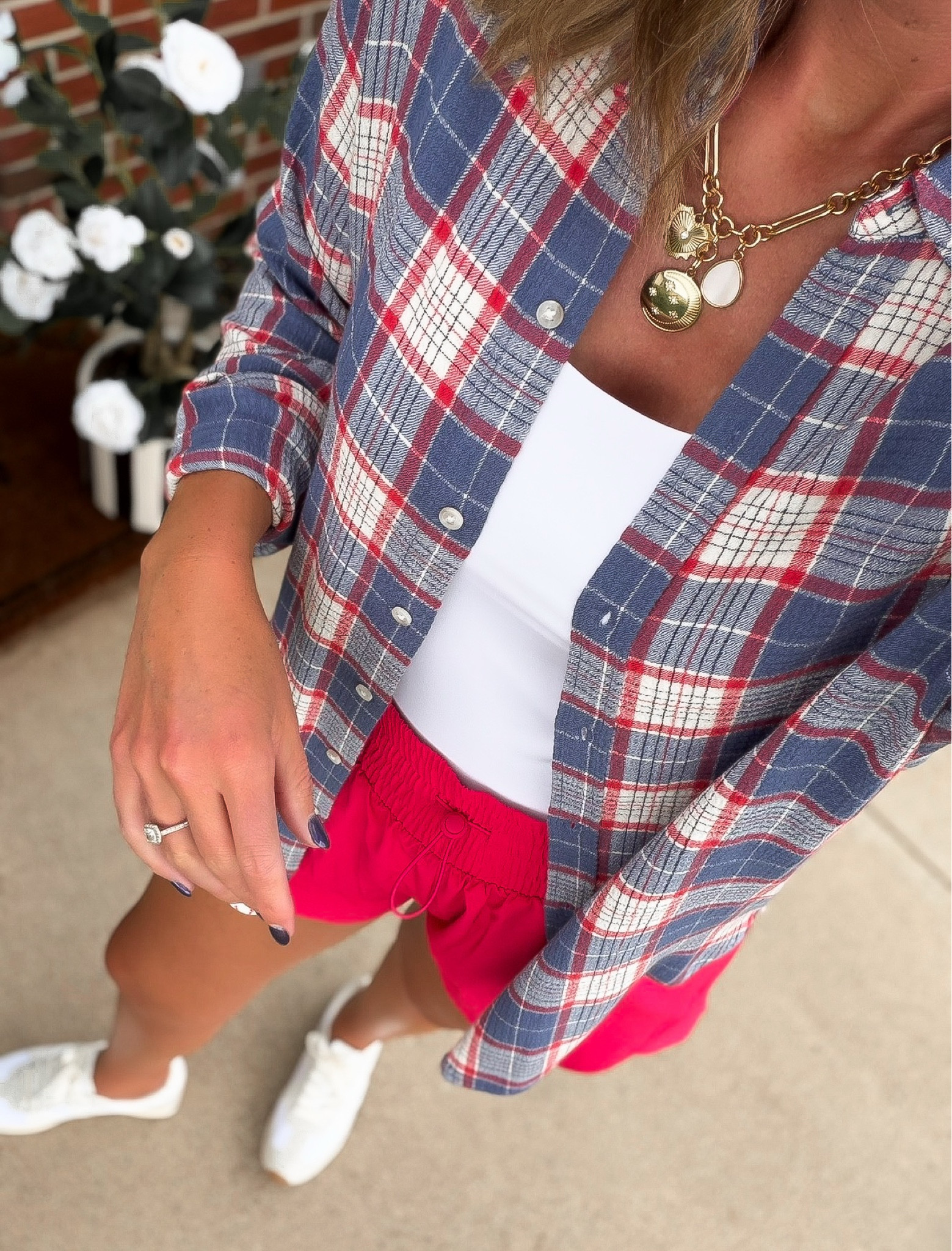 ❤️🤍💙 Target finds 
Button down/ small
Tank/ medium
Shorts/ medium 

#LTKActive #LTKOver40 #LTKSeasonal