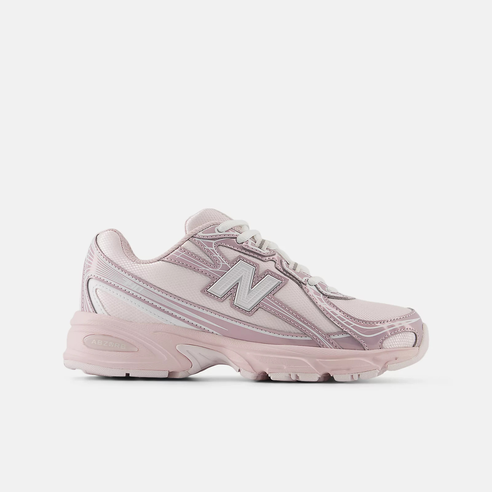 740 Lace | New Balance Canada