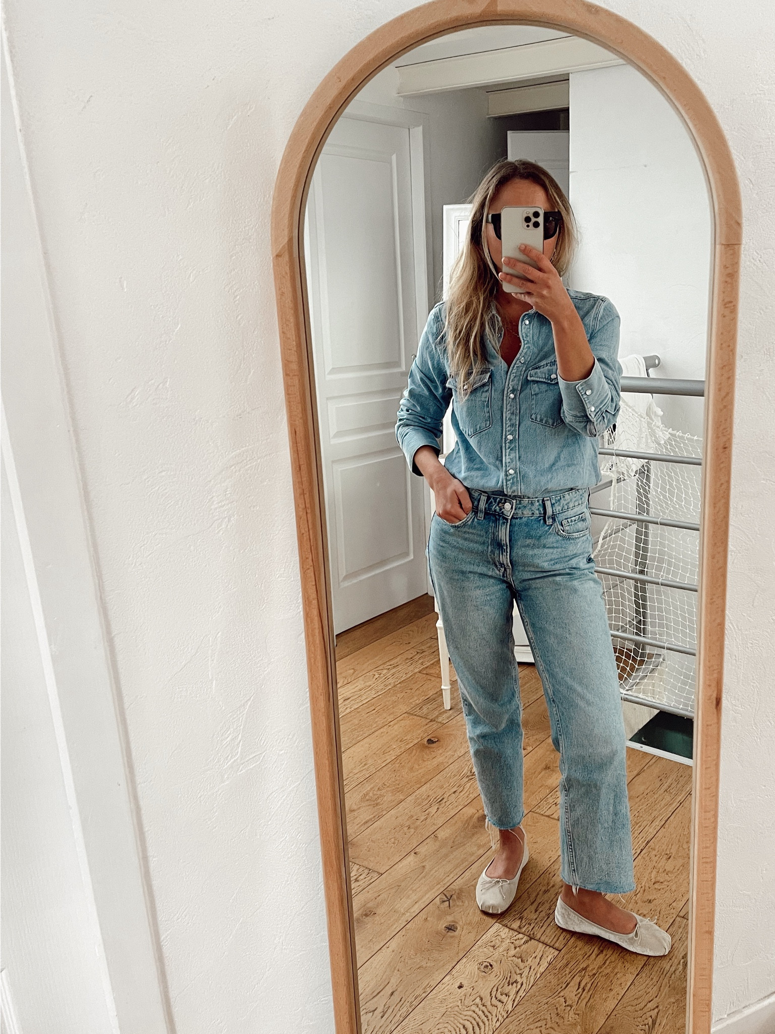 Full jean outfit / look du jour / chemise en jean / ballerine velours 

#LTKSeasonal #LTKeurope #LTKshoecrush