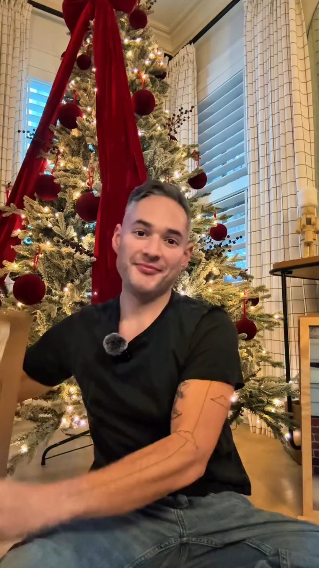 Nothing says Merry Christmas like the gift of @fractureme .. 

Whether it’s for you or that special someone, these glass prints are the perfect way to bring on the holiday cheer. Framed or un framed and with hundreds to choose from, you’ll be sure to put a smile on someone’s face. 

Get them by commenting, CHEER and I’ll send you the link.

#LTKGiftGuide #LTKHoliday #LTKstorytime