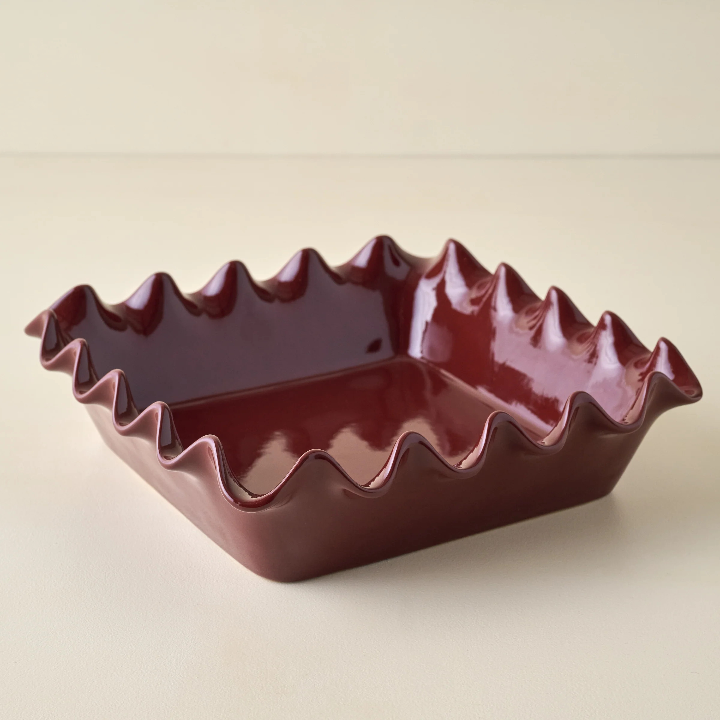 Syrah Scalloped 9x9 Baking Pan | Magnolia