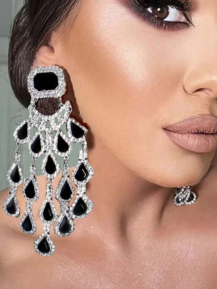 1 Pair Black Crystal Water Drop Tassel Dangle Earrings, Elegant Decoration For Makeup/Party | SHEIN