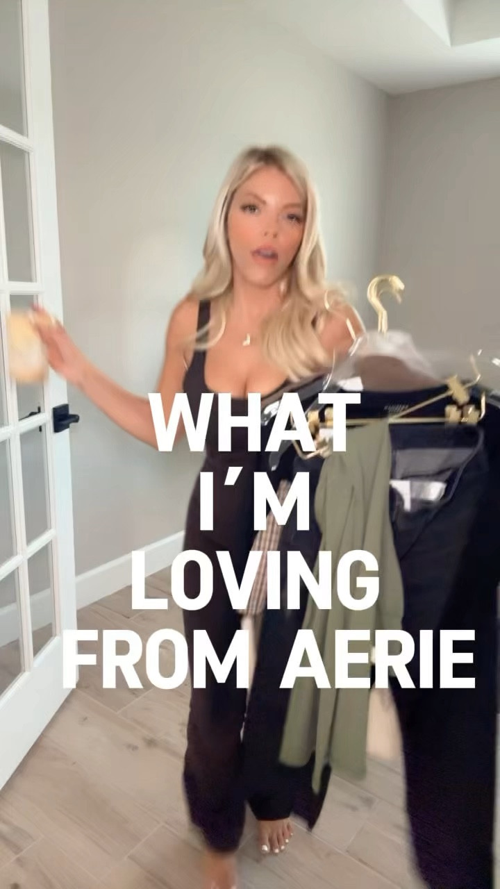 Aerie haul!! 

Sizing! 👇🏼 in order to
Medium in both pieces, size up in bra top, I’m exchanging for a large 
Green leggings size medium 
Shacket size small 
Jeans (black and light) size 4 I sized down one size, they stretch! 
Brown sweater size small (runs small) 
Henley top (runs small, I did an XS exchanging for small) 
Skort size small 
Turtleneck top size small (size up!) 

Love these for thanksgiving outfit ideas or casual fall fits! Lots on sale too 🫶🏼💸 #aerie #aeriefinds 