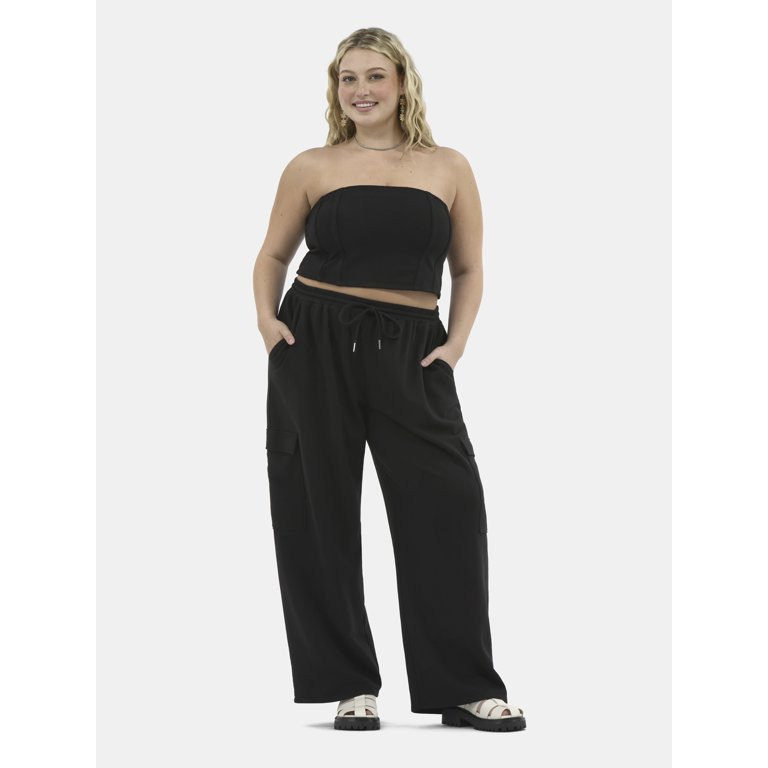 No Boundaries Tube Top and Cargo Sweatpants Set, 2-Piece, Women's | Walmart (US)