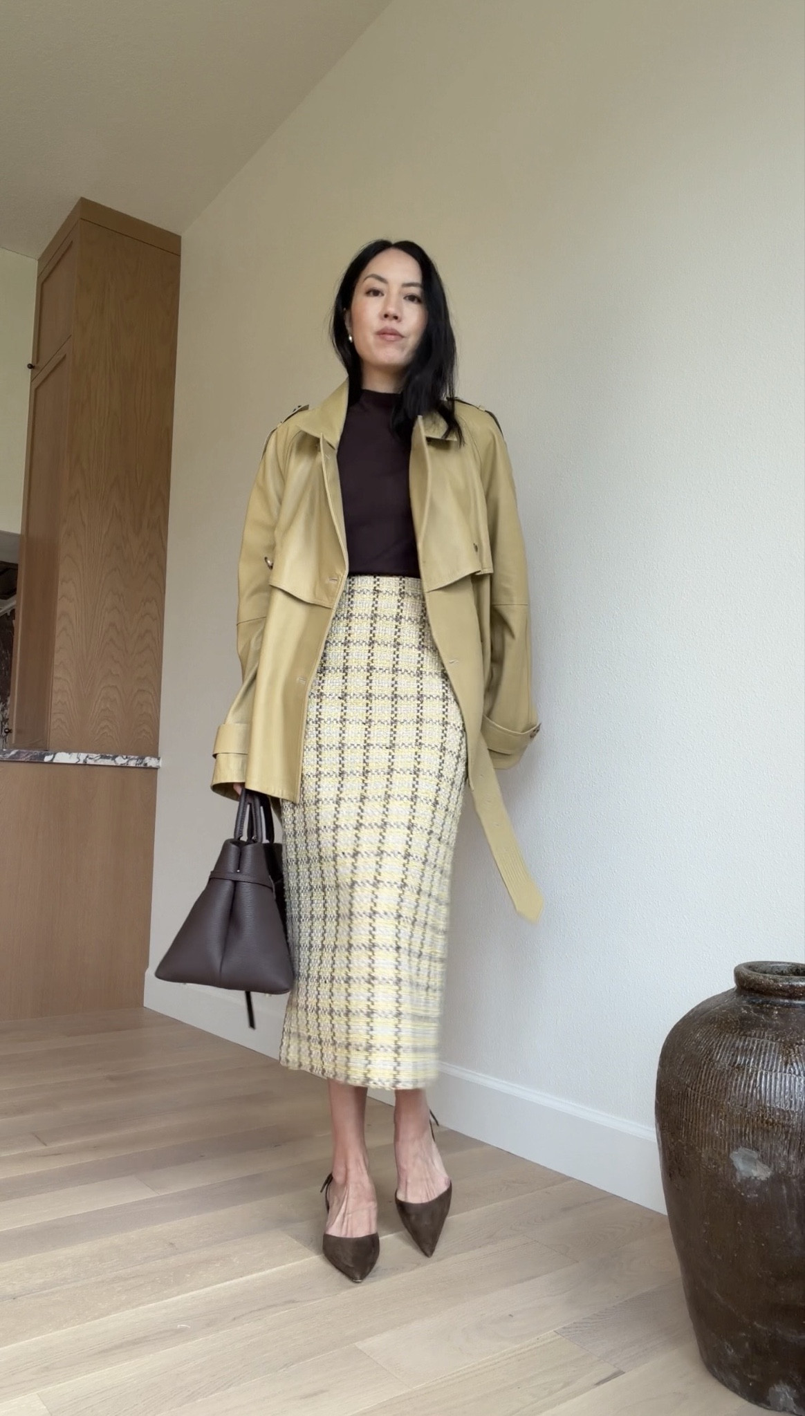 Styling my new cropped trench coat 

#winteroutfit
#wintercoat
#classicstyle
#winterstyle
#officeoutfit

#LTKSeasonal #LTKootd #LTKgrwm