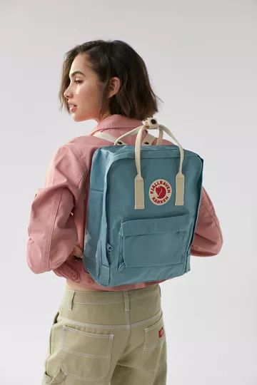 Fjallraven Classic Kånken Backpack | Urban Outfitters (US and RoW)