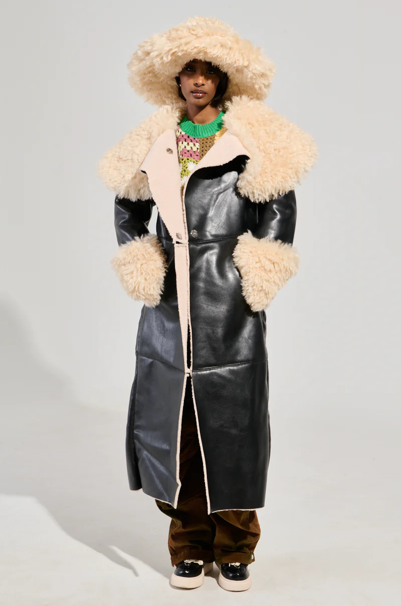 SHE GOT IT FLUFFY PU TRENCH WITH BONDED SHERPA | AKIRA
