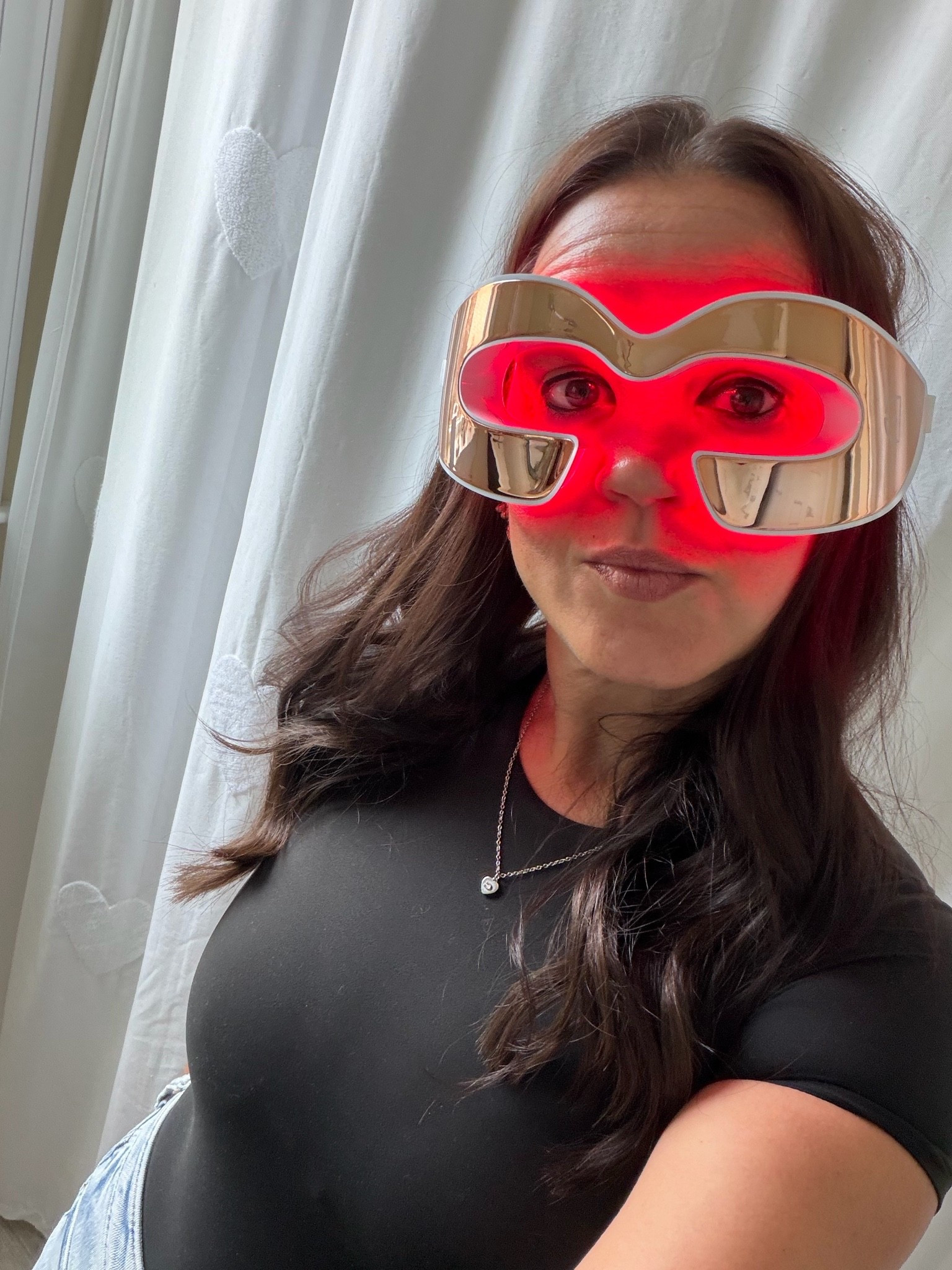 Today’s Vibe… Current skincare obsession: red light + chill ✨❤️ 
.

What it does:
Uses red + near-infrared light to help support firmer-looking skin, smoother texture, and a more radiant glow over time. #signmeup

#LTKOver40 #LTKootd #LTKBeauty