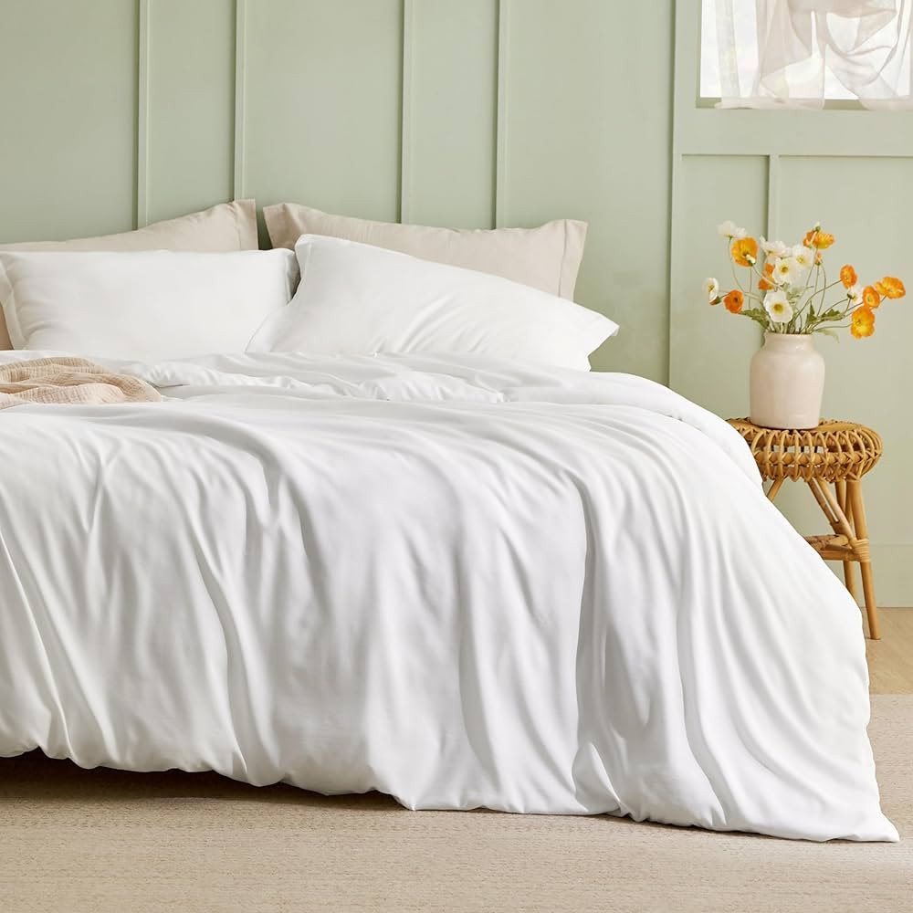 Bedsure White Duvet Cover Queen Size - Polyester & Rayon Derived from Bamboo Cooling Queen Duvet ... | Amazon (US)