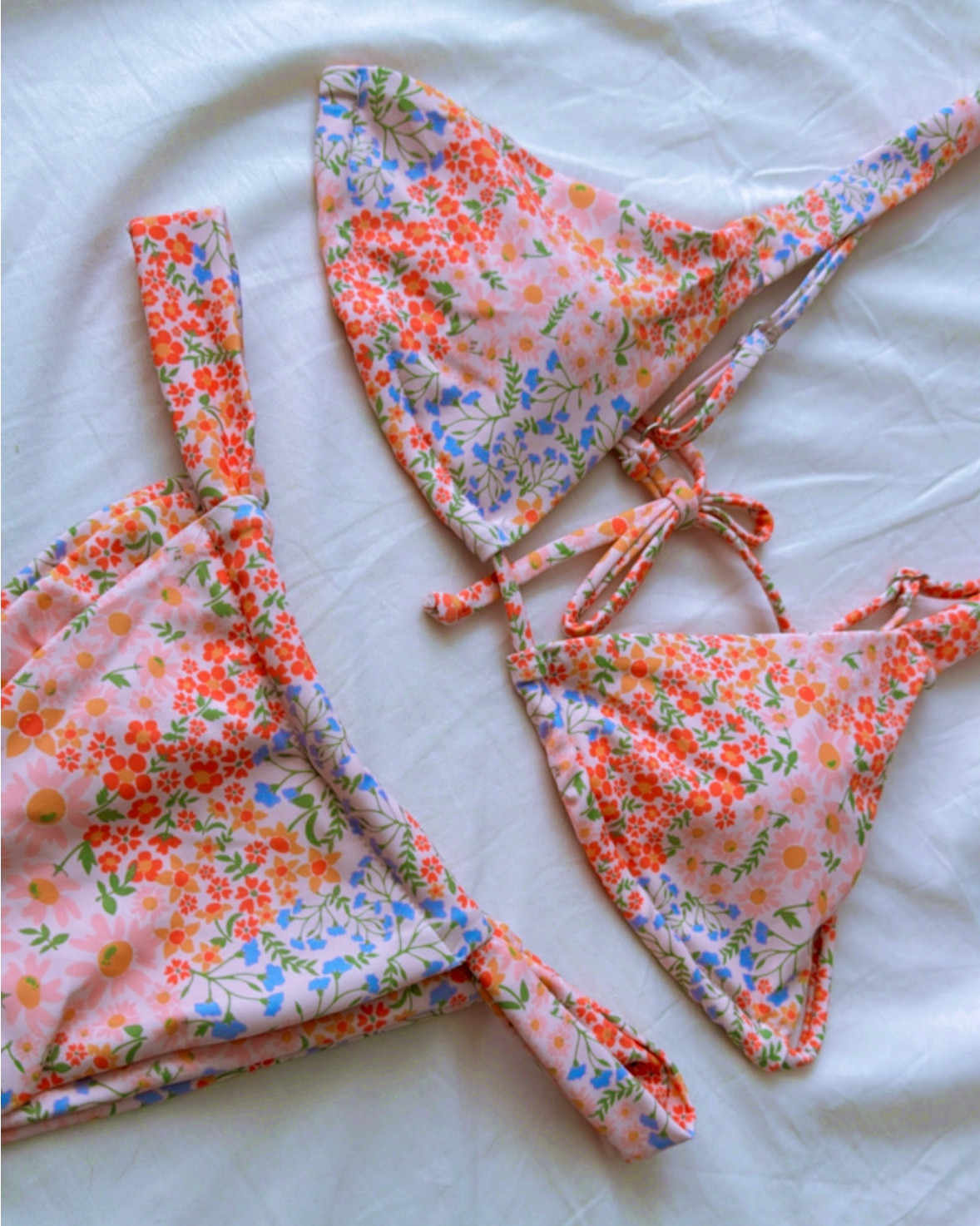 The cutest floral bikini! Cheeky bottoms, but still some coverage.

Perfect pop of color for your Simmer Tan!

#LTKSwim #LTKSeasonal #LTKFindsUnder50