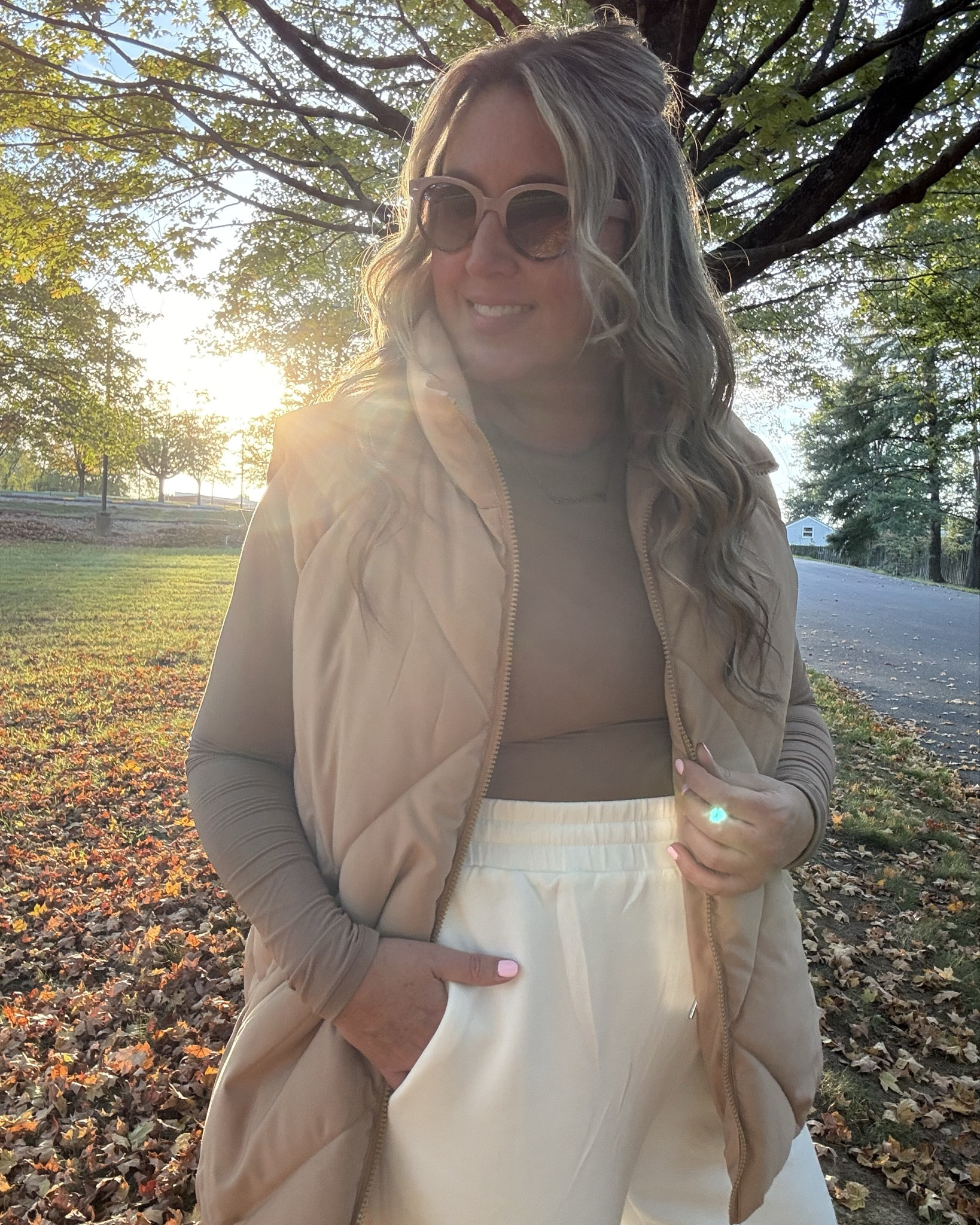Fall Staple: The Puffer Vest🍁

This vest has a great lengths and is available in 8 different colors. I am wearing the Khaki 🤎

#LTKSaleAlert #LTKActive #LTKSeasonal