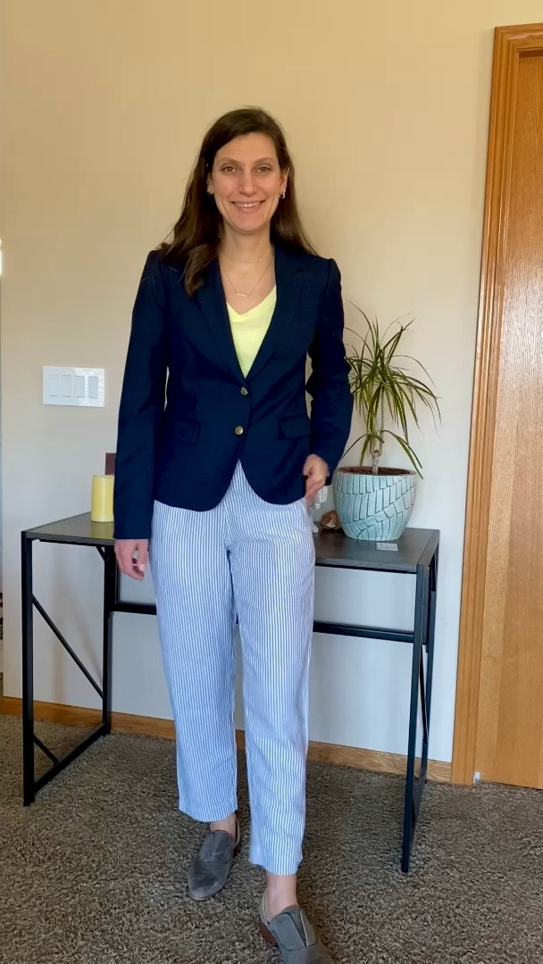 Linen pants a spring & summer staple! 