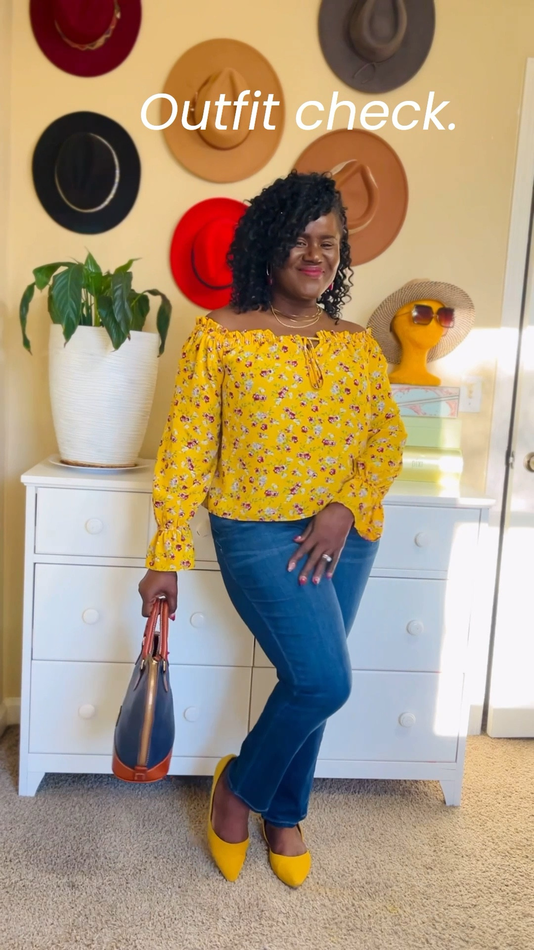 What I wore to my friend’s hangout yesterday. I wanted to feel comfortable, even with the jeans on. I added some jewelry to complete the look.
.
#falloutfit #hangoutoutfit #over40styles 


#LTKootd #LTKCyberWeek #LTKMidsize