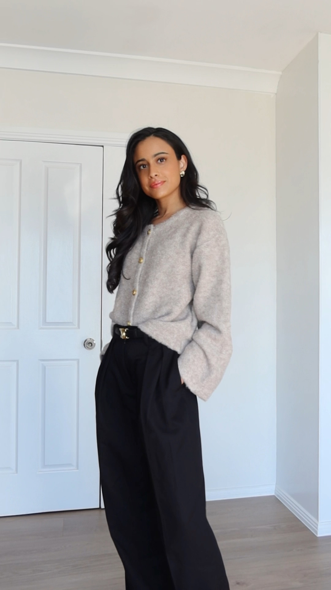 Winter fit - cardigan styling 🫶🏽 

#LTKworkwear #LTKaustralia #LTKstyletip