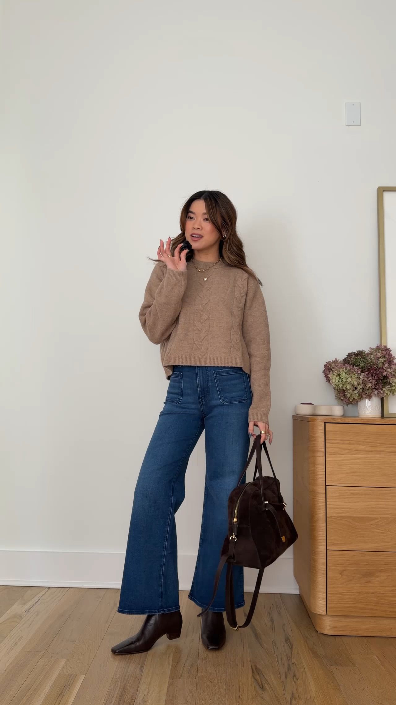 Sizing info:
•sweater size XS
•jeans size 24 petite in Pelion

petite fashion, get dressed with me, outfit inspiration, ootd, nashville outfit, Nashville influencer, petite style, vacation style, casual outfits, mom style, petite pants, spring outfits, spring outfit info, spring pants, spring outfit idea, spring top, spring bag, spring sweater, spring shoes, bag, purse, denim, jeans, Madewell 

 

#LTKootd #LTKSeasonal #LTKPetite